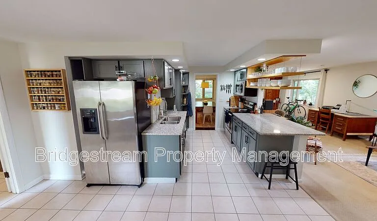 2125 Belloak Dr — Photo 5