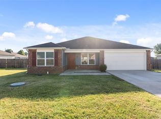 3812 Rosebud Ave, Bethel Heights, AR 72764