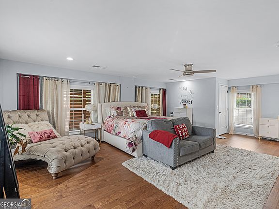 5th image of 3246 Jodeco Dr
