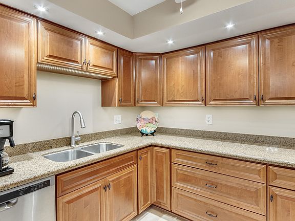 3rd image of 17404 N 99th Ave Unit 332