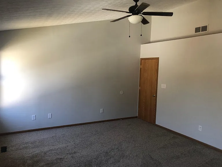 7119 Black Mountain Dr — Photo 9