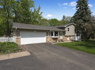 6470 Bluebird Cir N, Maple Grove, MN 55369