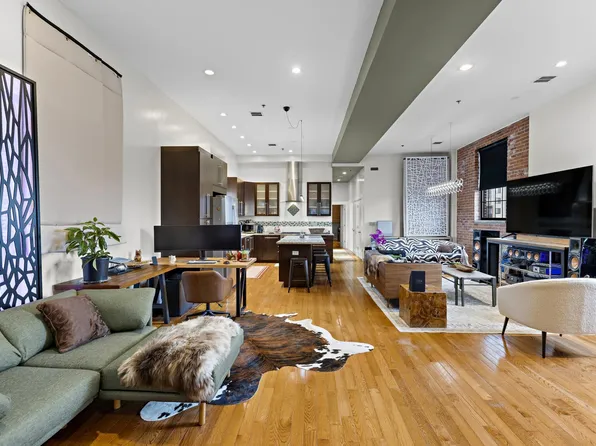 9 E 18th St, Bayonne, NJ 07002