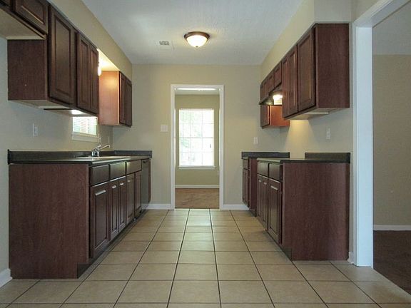 5th image of 4116 Silverleaf Rd