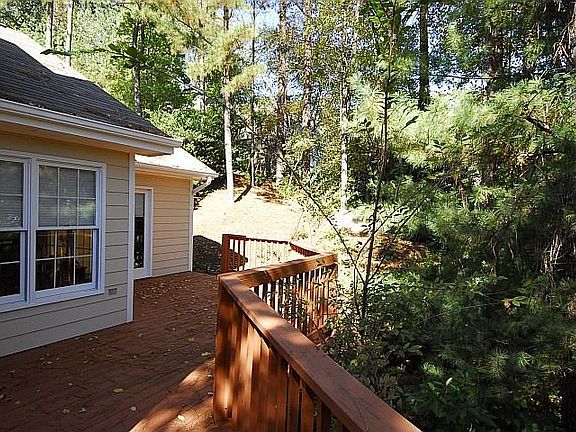 Great deck for relaxing or entertaining