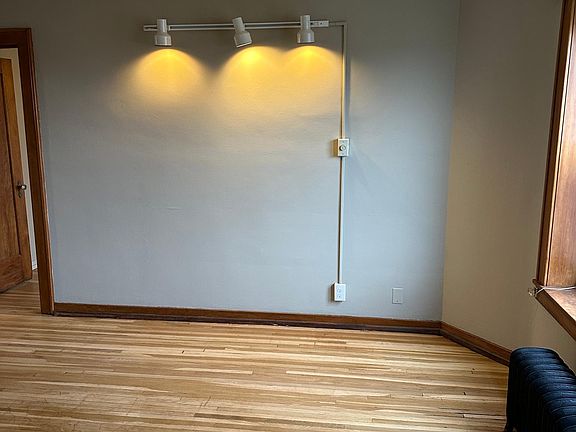 4th image of 1174 Kenmore Ave APT 12
