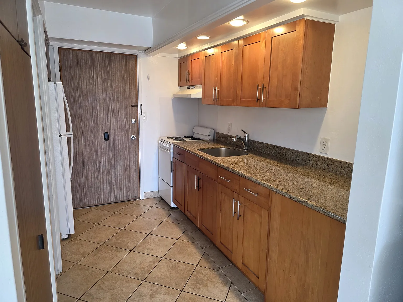 2158 Main Street, #301 - 1 — Photo 4