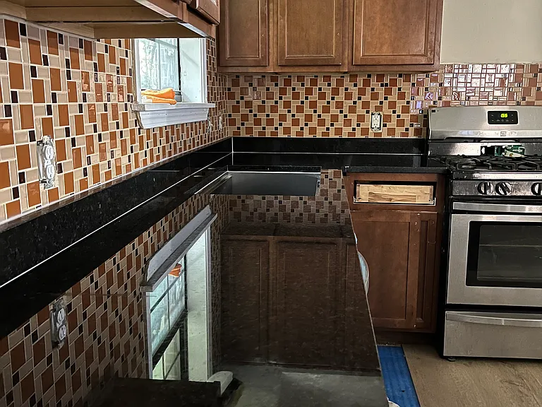 706 North St — Photo 2