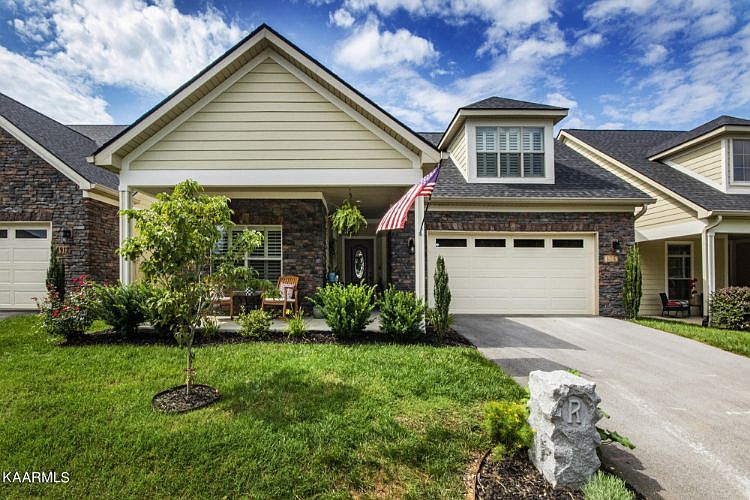 1st image of 4908 Willow Bluff Cir