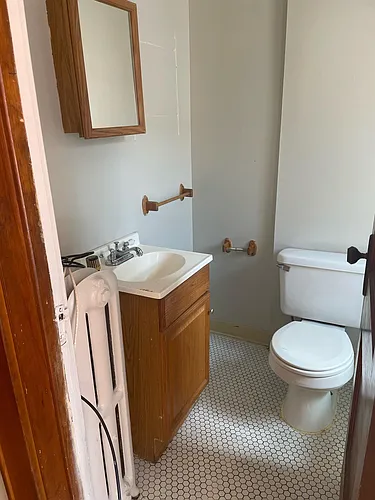 9 Boardman St Photo 1