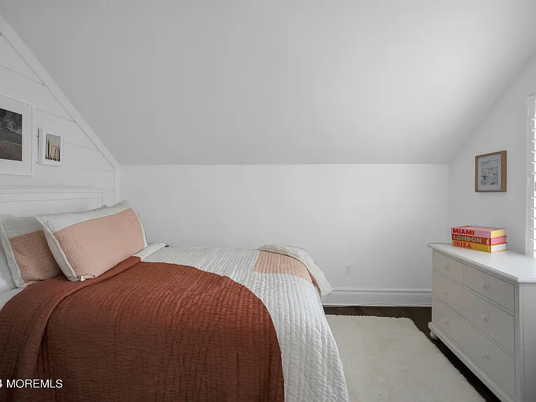 208 Neptune Pl — Photo 39