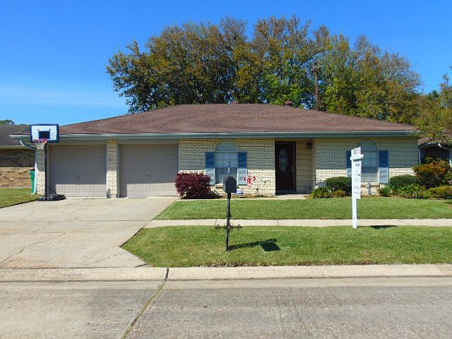 1st image of 3221 Susan Dr