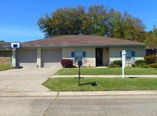 3221 Susan Dr, Morgan City, LA 70380