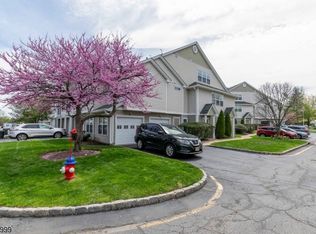 19 Mayer Dr, Clifton, NJ 07012