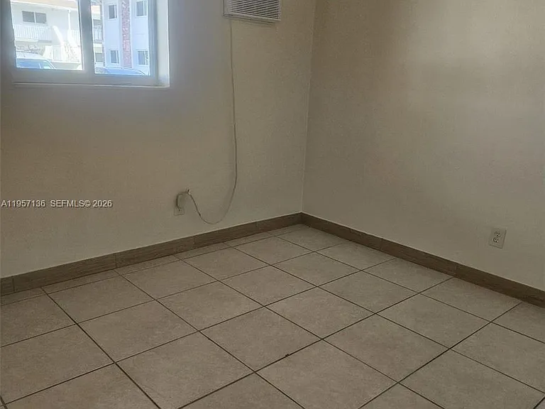 2230 Madison St #1 — Photo 5