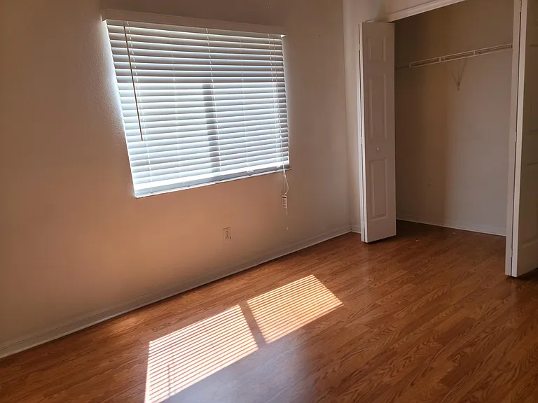 Lakeside Vista Dr — Photo 16