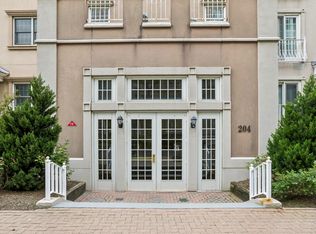 204 Shearwater Ct W APT 21, Jersey City, NJ