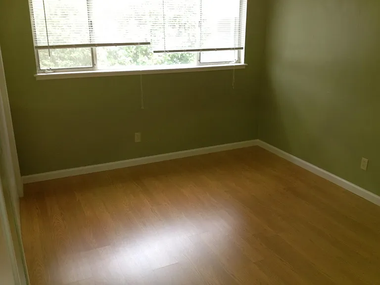 1729 G St #20 — Photo 6