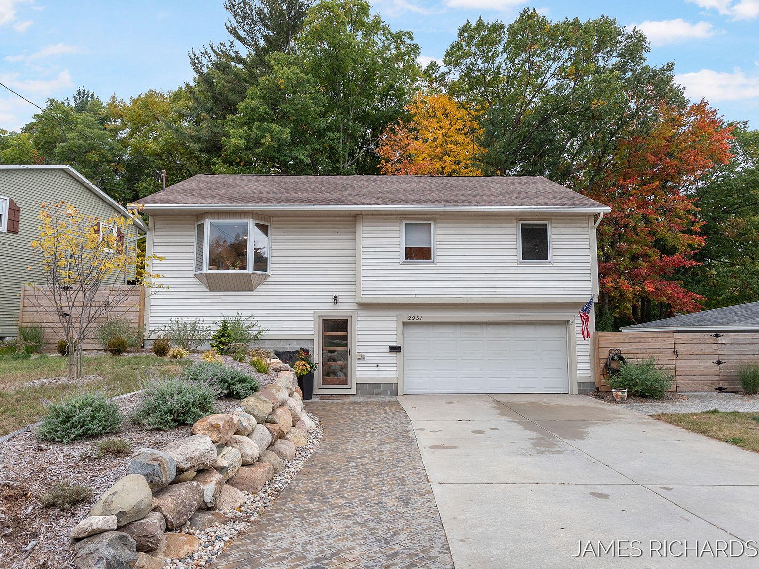 2931 Beach St, Muskegon, MI 49441 Zillow