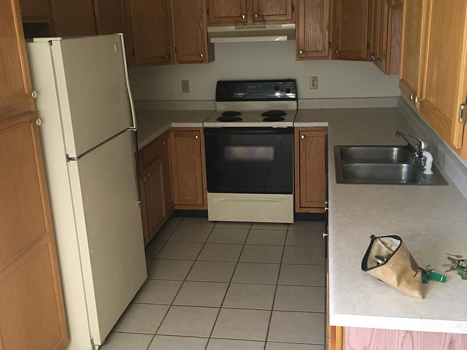 2nd image of 234 W Seward St #3