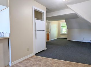 60 Summer St APT 6, Bristol, NH 03222
