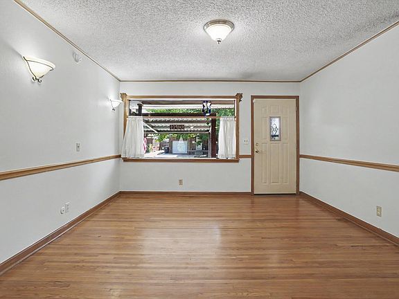 3rd image of 1838 S Kingston Ave