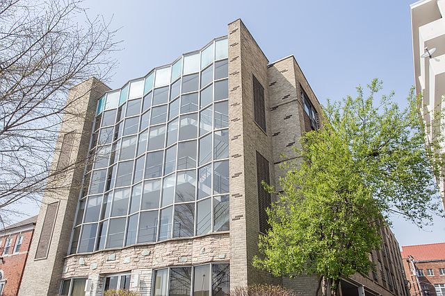 1st image of 938 North Blvd APT 401
