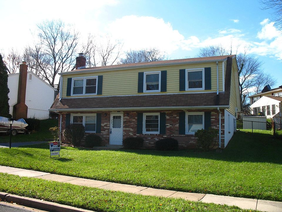 1st image of 4907 Lombard Ln