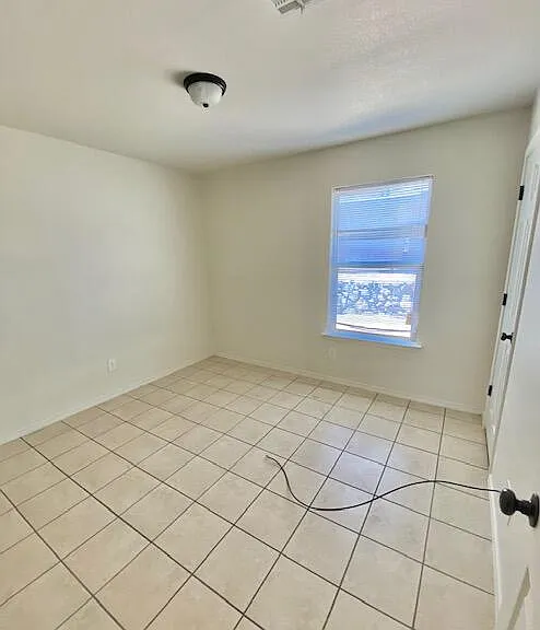 2635 Idalia Ave #A — Photo 11