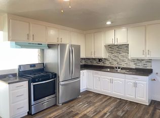 1343 1/2 W 97th St, Los Angeles, CA 90044