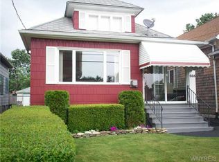 558 Winspear Ave, Buffalo, NY 14215