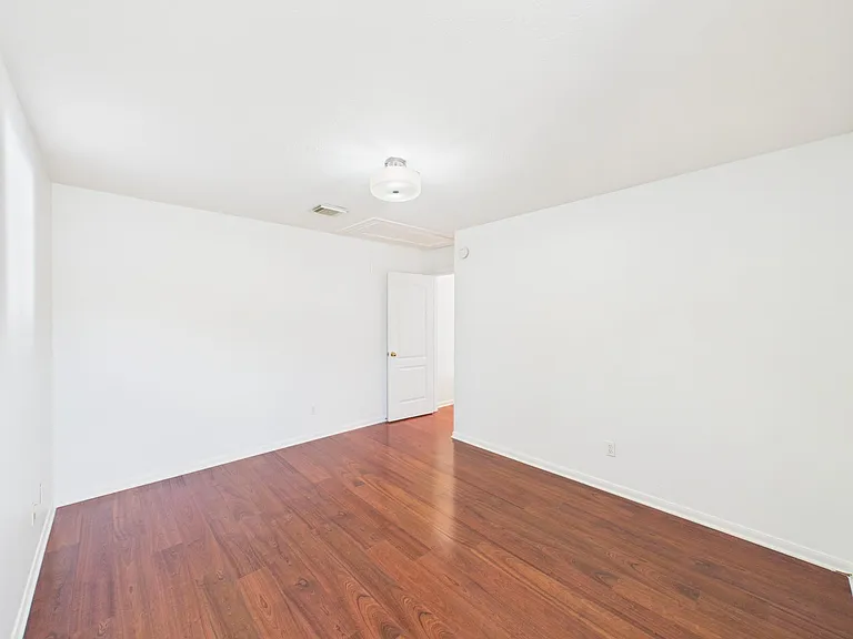 5407 Lake Place Dr — Photo 43