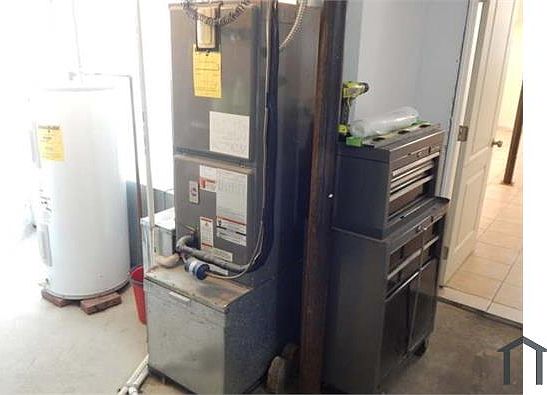 2nd image of 4949 W Potomac Ave #1