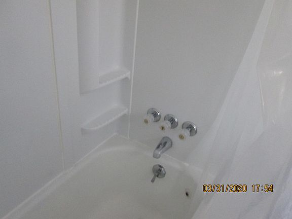 5th image of 112 Pine St APT 1