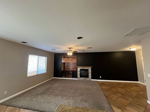 4th image of 1420 Beams Ave