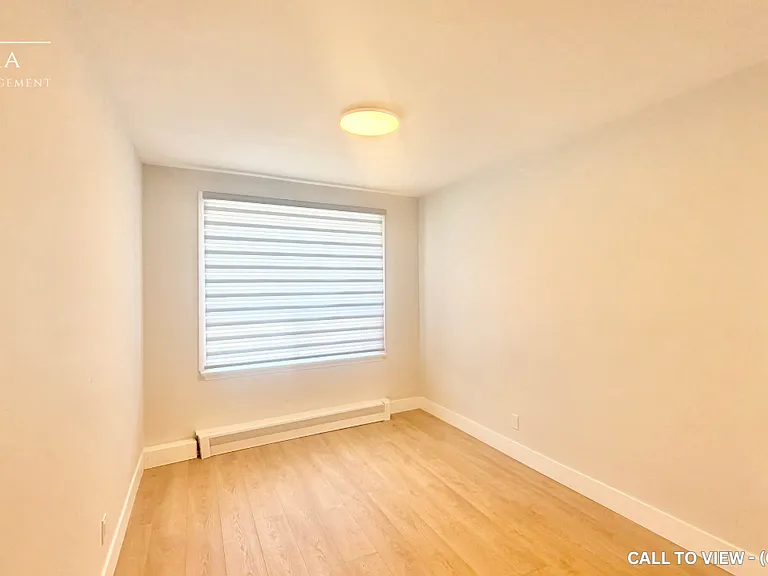 5124 Dundas St W #1 — Photo 5