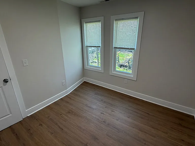 202 Vermont St #UPPER — Photo 14