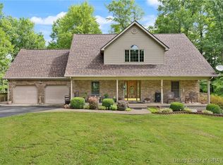 8390 Heinze Rd NE, Lanesville, IN 47136