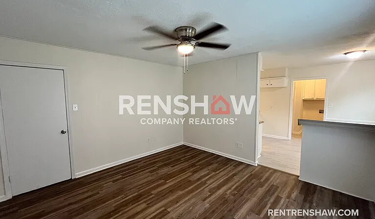 3909 Dante Ave — Photo 5