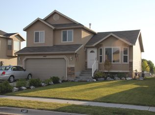 1487 N 2475 W, Clinton, UT 84015