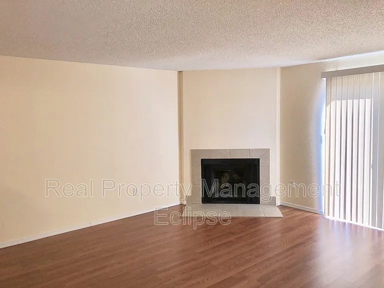 902 28th St NE #902 — Photo 10