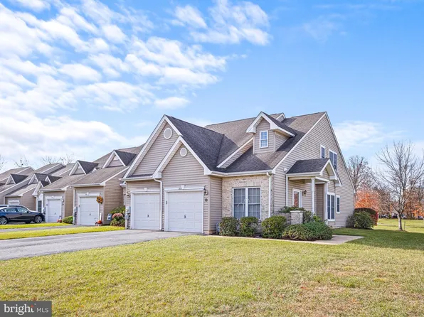 616 Kendall Dr, Bear, DE 19701