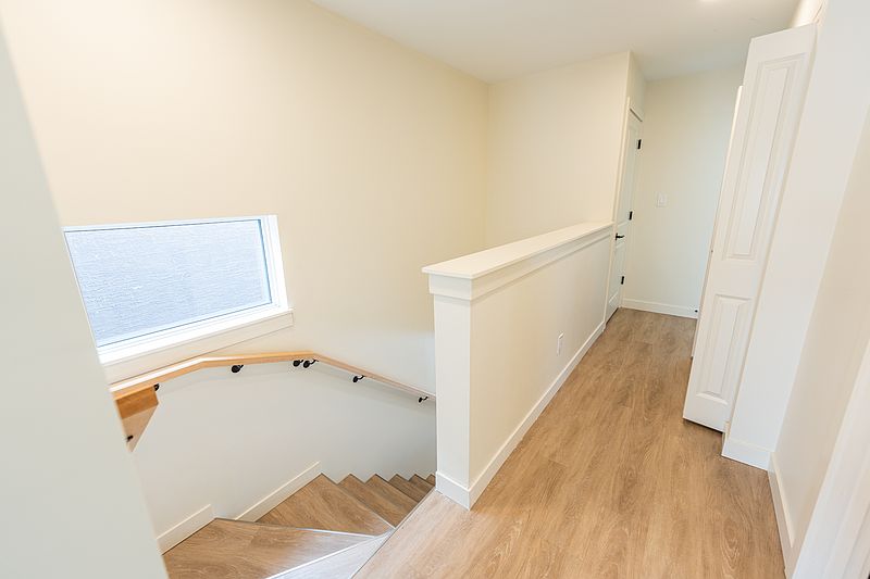 Winnipeg Apartment for rent - 3 Bedrooms — photo 5
