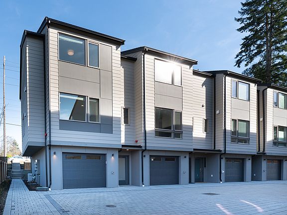 2nd image of 18016 7th Ave NE Unit E-1