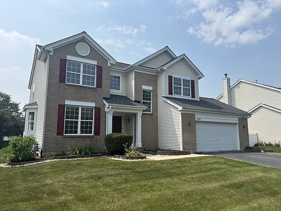 2nd image of 1527 Somerfield Dr