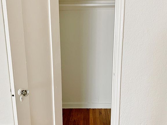5th image of 7964 Fountain Ave APT 12