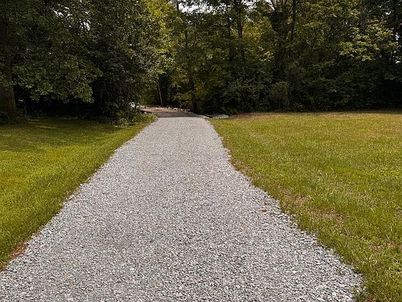 4th image of 15503 Crawford Day Rd