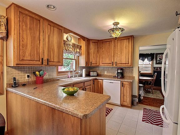 5th image of 235 Shelly Ln