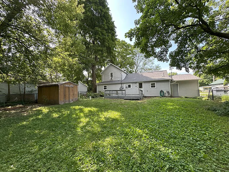 214 W Church St — Photo 29