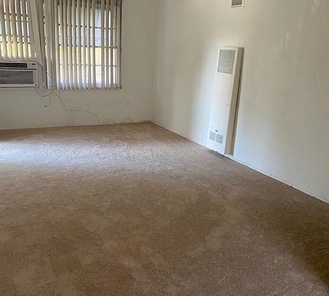 3rd image of 14535 Weddington St #4